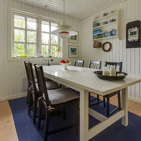 بيت للعطل Three-bedroom Holiday In